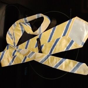 Brooks brothers silk yellow and blue tie